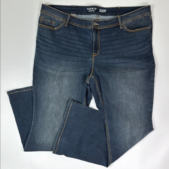 Torrid Luxe Slim Boot Super Stretch Jeans NWT Size 26 Tall - Picture 1 of 12
